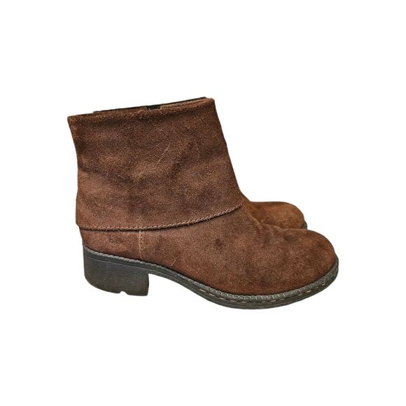 b.o.c Shoes - B.O.C Boots Booties Soft Brown Suede Side Zip Size CAKE 6/36